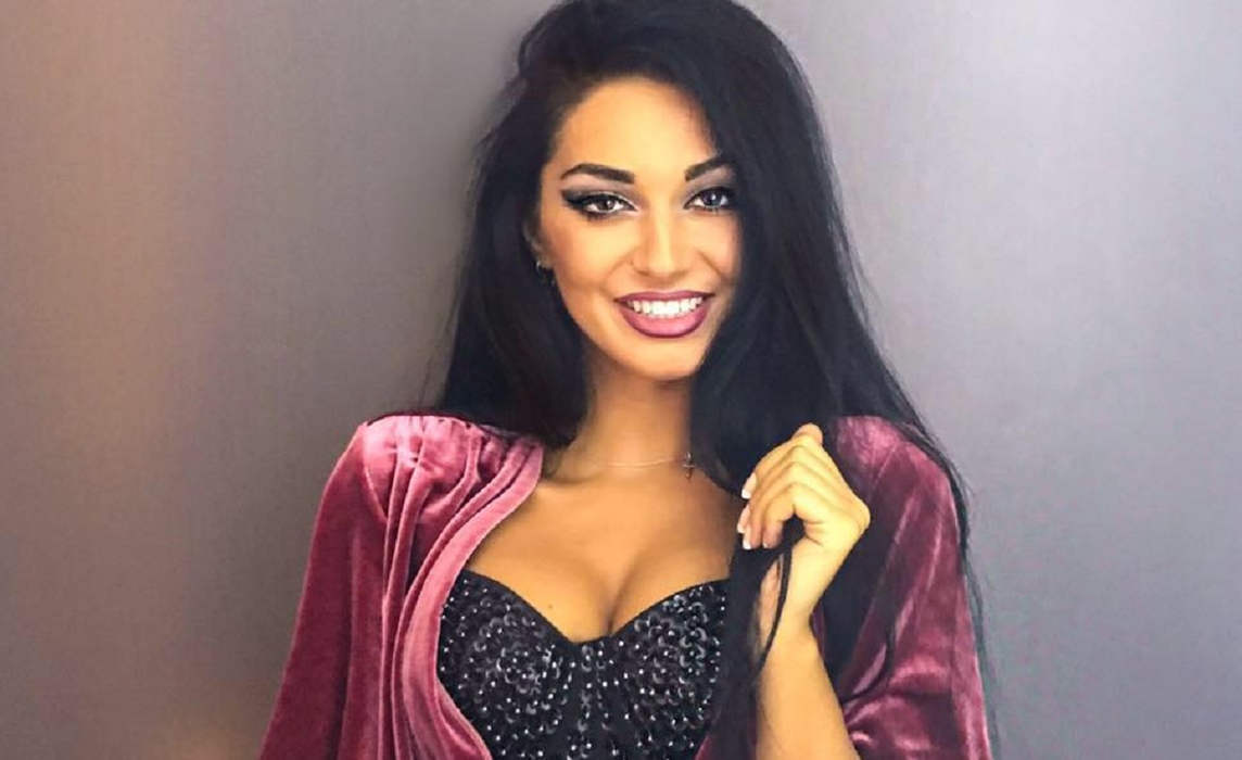 Însărcinată în opt luni, Elena Ionescu, ex-Mandinga, a primit verdictul medicilor. Nu poate naște natural, astfel că… “Mă sperie cel mai tare!”
