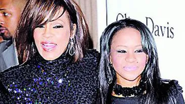 Bobbi Kristina a fost prinsa drogandu-se dupa ceremonia de inmormantare a mamei sale, Whitney Houston