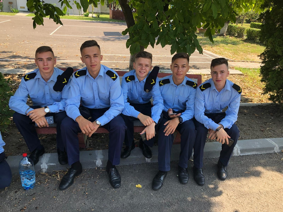 Elevi ai Liceului militar din Craiova