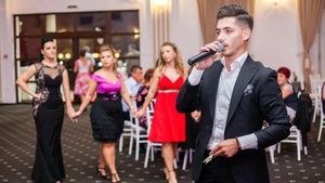 Tragedie în muzica populară românească. Un tânăr artist s-a stins din viață la numai 25 de ani, imediat după ce medicii l-au operat