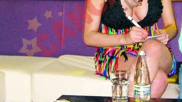 Poarta trei randuri de bureti