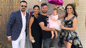 Gabriela Cristea și Tavi Clonda i-au tăiat azi turta fetiței lor! Primele imagini de la petrecere!