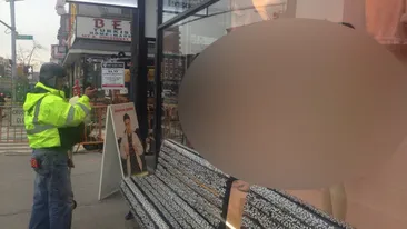 Toata lumea se opreste faca faca fotografii la acesta vitrina! Manechinele au starnit controverse pe toata PLANETA!