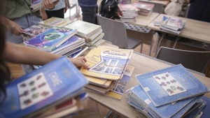 Greșeală imensă într-un manual de clasa I! Elevilor li se spune că 12 este mai mare decât 16
