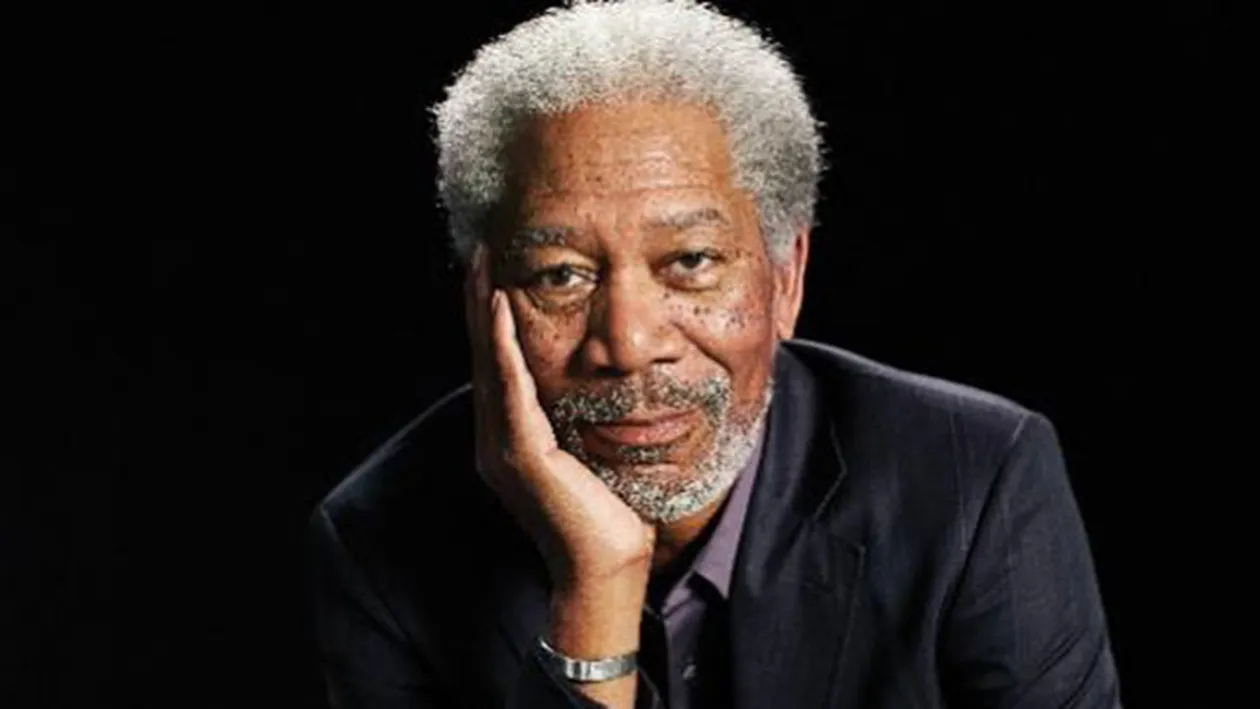 VIDEO Moment ruşinos pentru Morgan Freeman! Actorul american a adormit în timpul unui interviu
