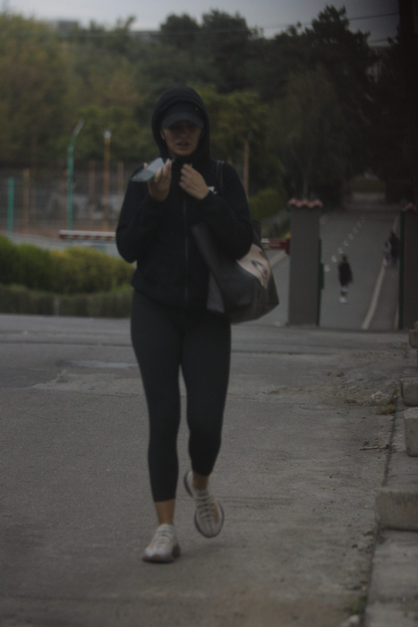 Alexandra Stan, camuflată din cap până în picioare