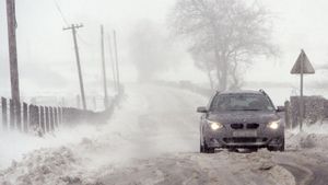 E oficial, vine IARNA! Anunţul făcut de autorităţi în urmă cu puţin timp! COD GALBEN de ninsori începând din această seară