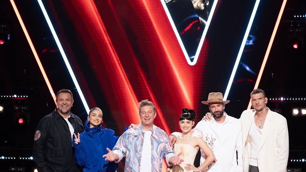 Prezentatorul TV care va urca pe scena de la Vocea României. Theo Rose este singura care-l recunoaște!