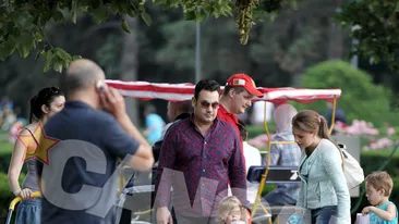 Proaspat intors din SUA, Ionut Dolanescu arata diferit! Seamana din ce in ce mai mult cu tatal lui!