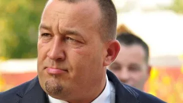 Fostul ospatar a lui Ceausescu ameninta ca se sinucide, dupa ce a fost jefuit! “Imi pun foc pe mine si s-a dus viata!