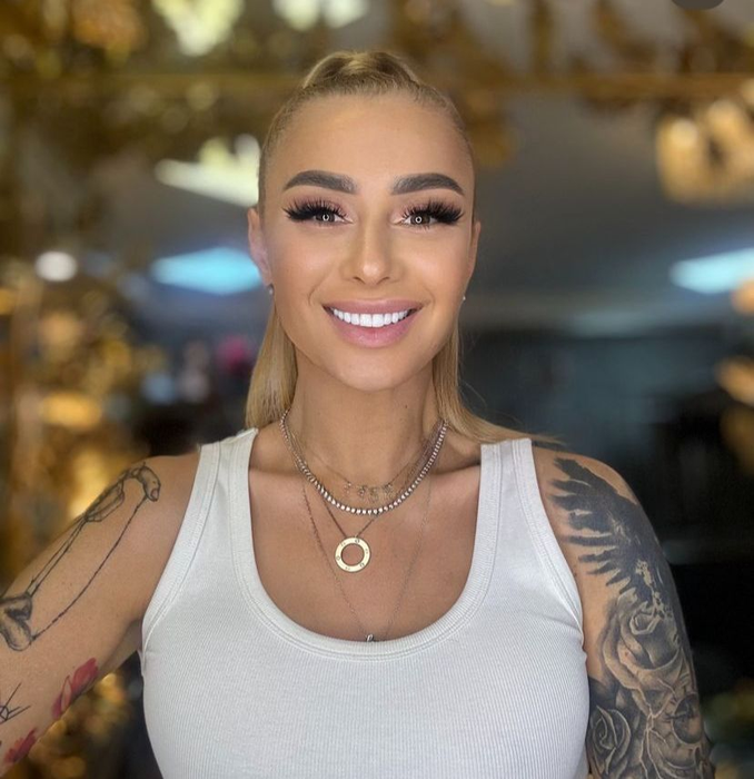 Anamaria Prodan, un nou atac la adresa lui Laurențiu Reghecampf.(sursă - instagram.com/anamariaprodanreghecampf)