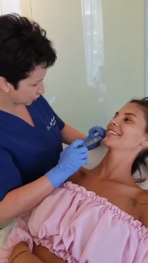 Ramona Olaru, prima intervenție estetică la față. Cum arată acum asistenta matinalului de la Antena 1