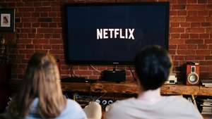 Serialul de pe Netflix care s-a catapultat direct în topul lunii decembrie 2025! De ce oamenii sunt deja ahtiați după el
