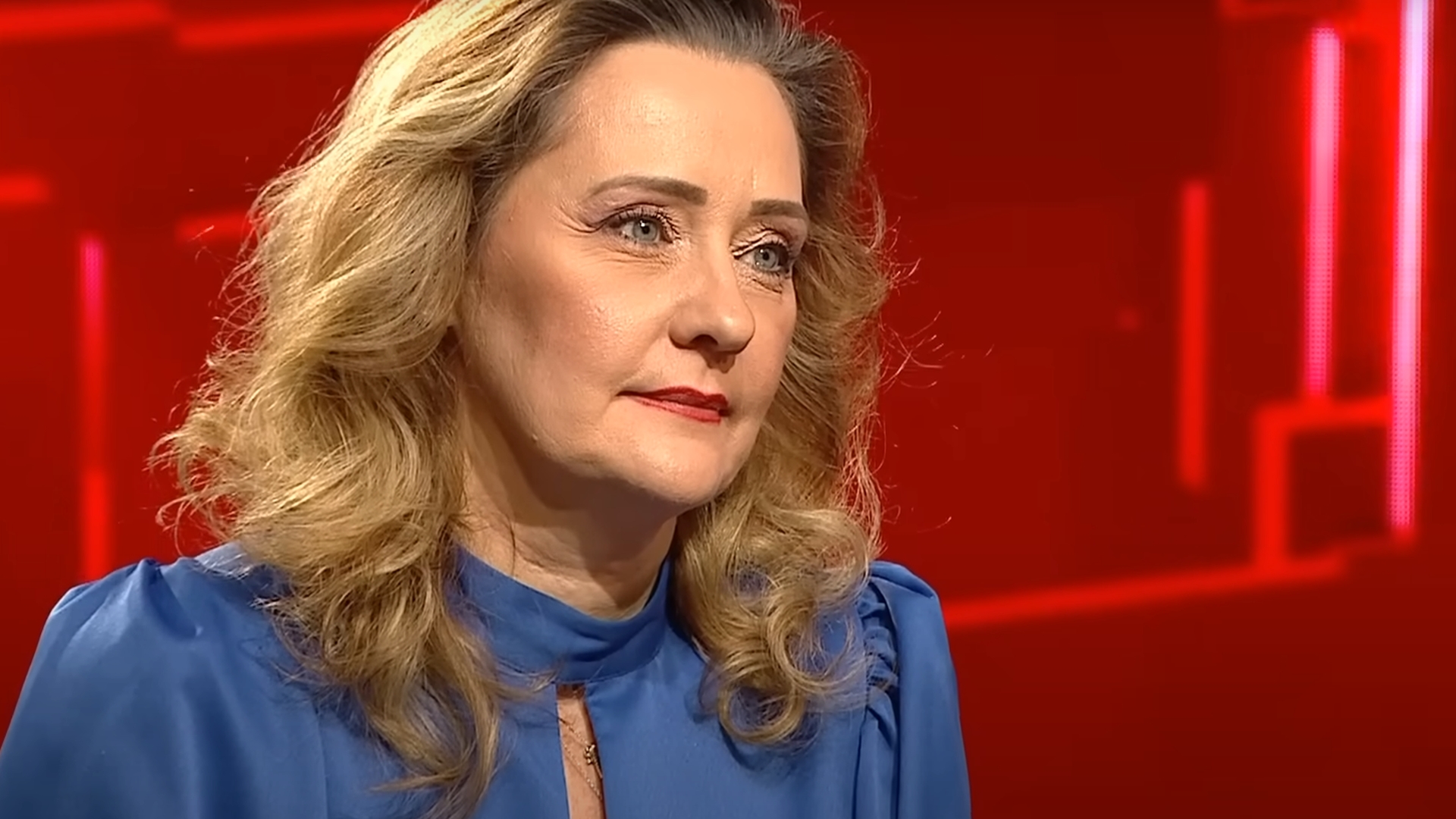 Cum arăta Elena Lasconi pe vremea când participa la Ferma Vedetelor, de la PRO TV. GALERIE FOTO