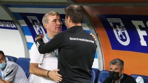 Mutu, șah la „Rege” în Bănie: „U” Craiova 1948 – Farul, 1-1!