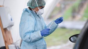 Medic din Vaslui, în stare gravă după ce s-a infectat cu noul coronavirus. Acesta se vaccinase de curând anti-COVID