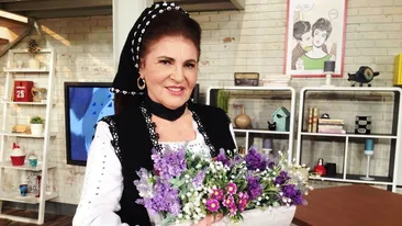 Irina Loghin dezvăluie secretul frumuseţii! Se ia singură la palme ca să scape de...