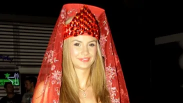 Nunta cu repetitie pe ponton, in Herastrau, pentru Gratiela, logodnica lui Duban