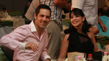 Ştefan Bănică Jr. îşi vede de viaţă în continuare: a repetat la teatru cu Emilia Popescu! Vezi ce spune despre familia lui!