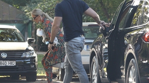 I-am fotografiat în timp ce…Cum trec Bianca & Victor peste problemele din cuplu