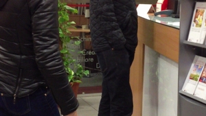 Michi de la “Suie Paparude” s-a dus la mall pentru operatiuni la ghiseu! Vezi ce a facut la banca, in ultimele zile lucratoare