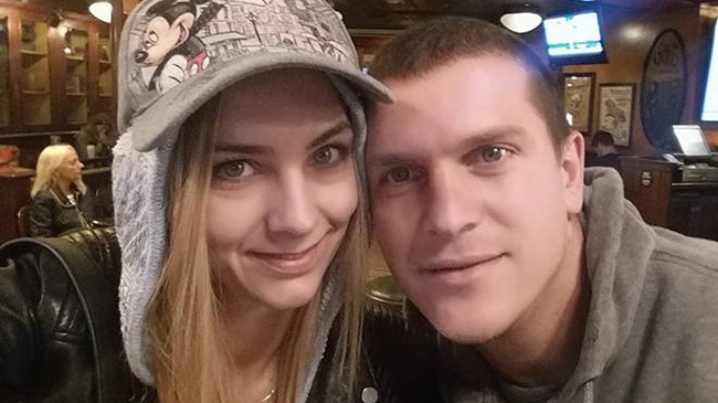 Imagini emoţionante cu ADINA BOURCEANU şi ALEX! Au petrecut momente unice la botezul copilului