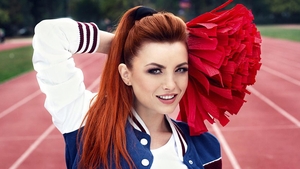Elena Gheorghe, goală în aşternuturi. FOTO de senzaţie cu artista
