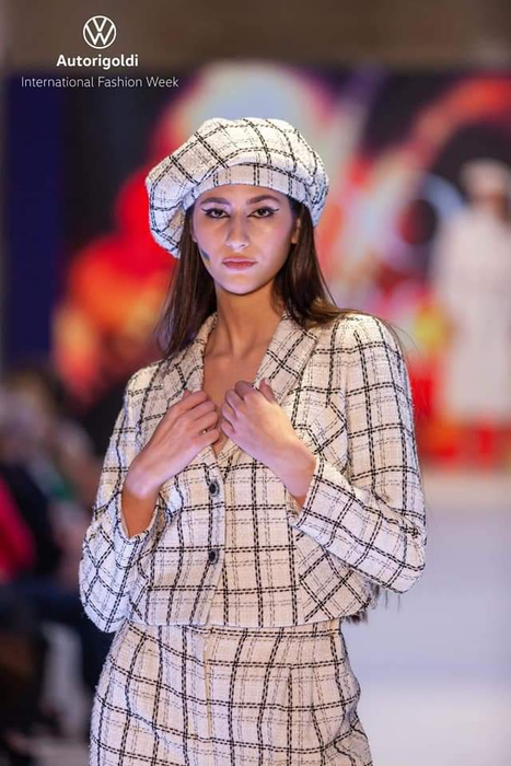 Raisandra, solidară cu poporul ucrainean la “Milano Fashion Week”. Gestul de suflet pe care l-a făcut pe scenă, în timpul defilărilor și reprezentațiilor | FOTO + VIDEO