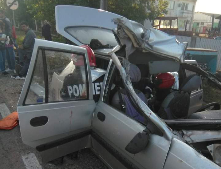 Accident grav pe DN 41, la Greaca! Patru oameni au fost răniți