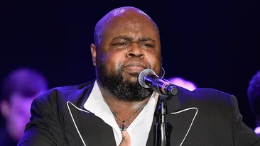 Doliu în lumea muzicii! A murit Bruce Williamson, fostul solist al formației The Temptations. Artistul a fost răpus de coronavirus