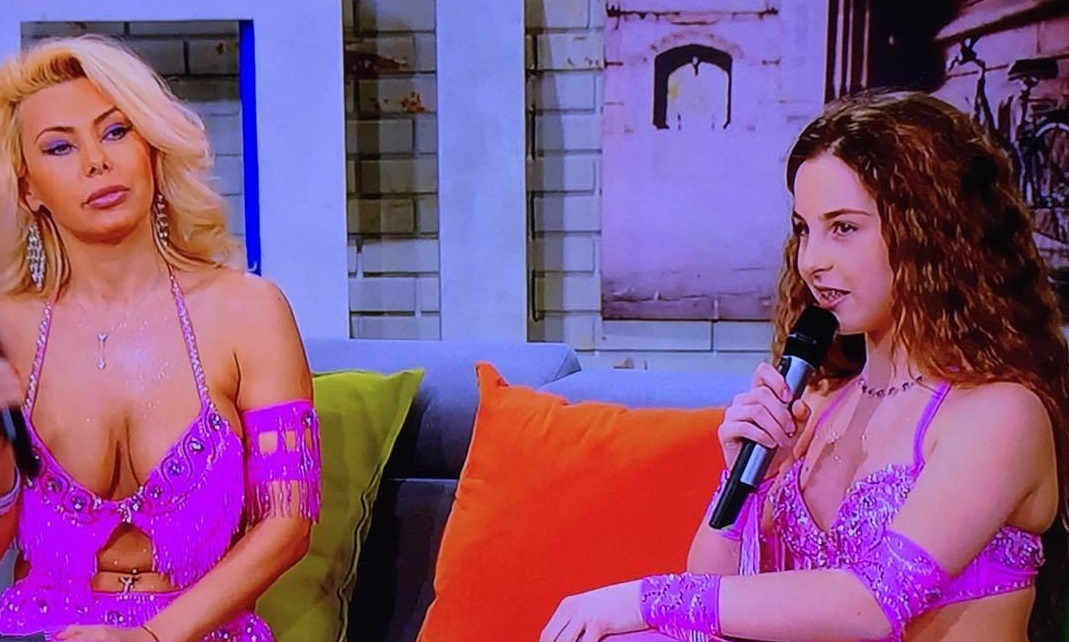 Primele imagini cu dansatoarea Jasmine după ce a făcut avort! S-a apucat de dat lecţii de dans copiilor