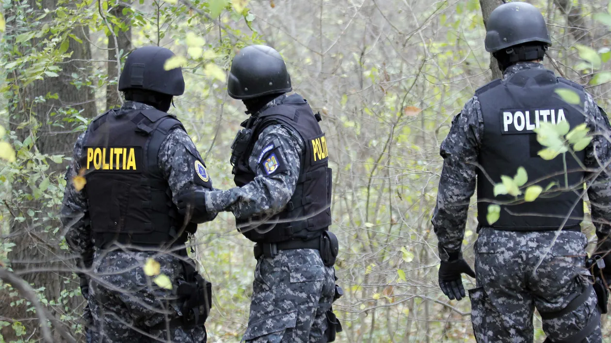 S-a intors la locul faptei! Ucigasul prostituatei din padurea Baneasa, dus la reconstituire!