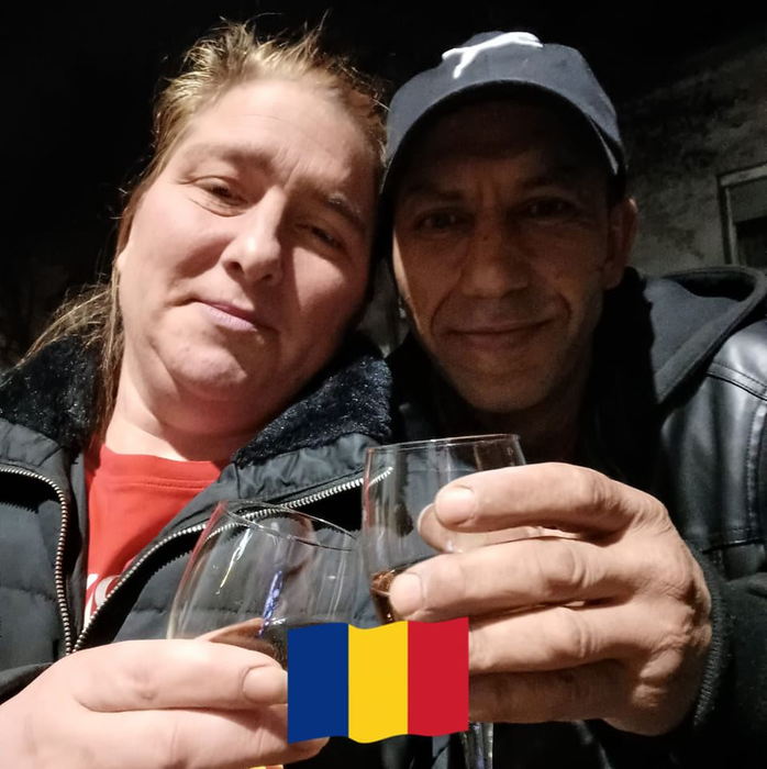 Fuga Linei din România, după moartea surorii: Povestea cutremurătoare a primei siameze care și-a găsit iubirea departe de casă!
