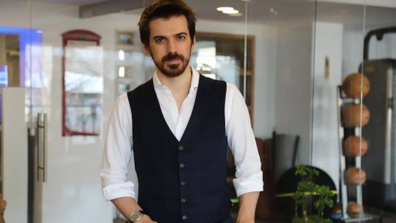 TUNCAY, surprins cu o blondă în apartamentul ANDREEI MARIN, la doar o lună de la divorţ!