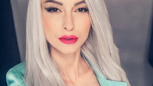 Andreea Bălan, mesaj dur pe reţelele de socializare: „Măştile şi armura să le lăsăm de-o parte”