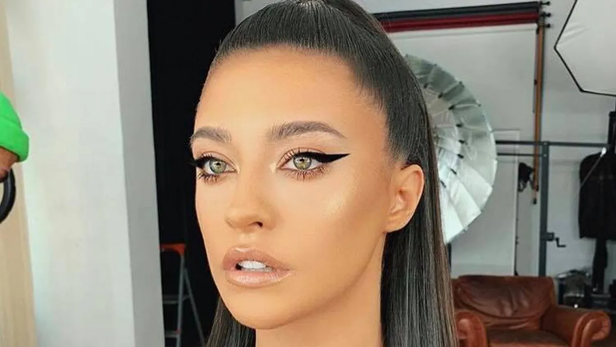 Antonia, fotografie de infarct! A îmbrăcat o bluziță roșie, transparentă și...