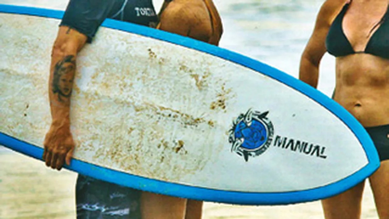 Elisabetta Canalis sexy in vacanta