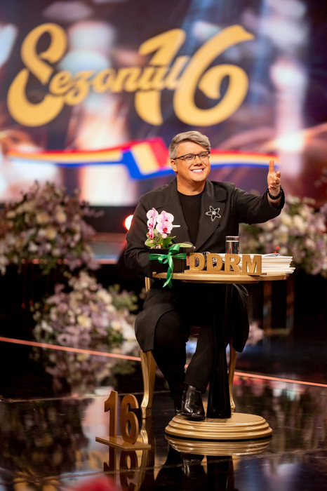Îndrăgitul artist Fuego este pregătit de un nou sezon al emisiunii "Drag de România mea!"