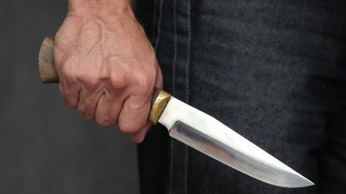 Tânăr din Cluj, înjunghiat de fostul prieten al iubitei sale, care căuta să se răzbune