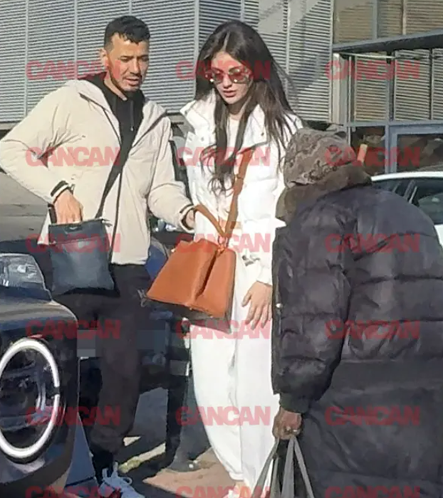 Andreea Bostănică nu-l mai ascunde pe nepotul președintelui