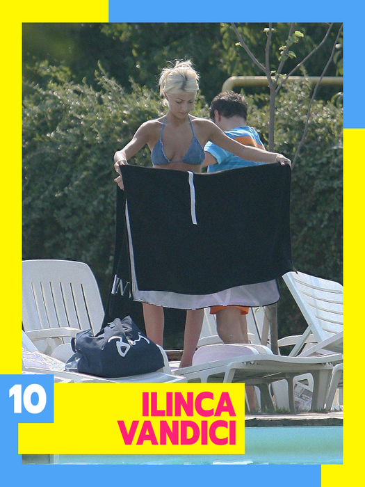 TOP 25 vedete care s-au ascuns sub prosopel. Madonna a făcut spectacol la piscină, iar apoi…