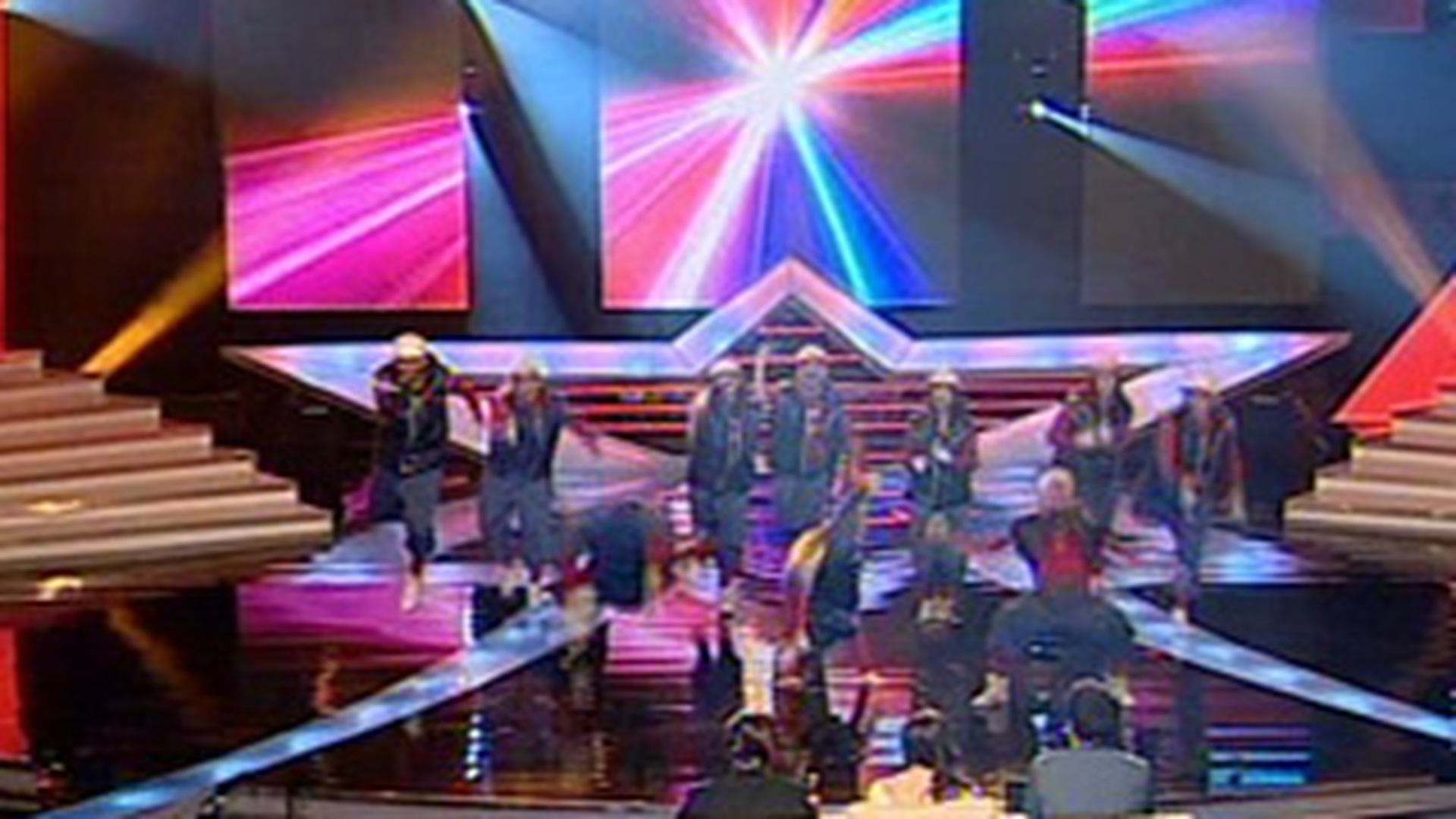 Street dance ca la carte la "Romanii au talent"! Mihai Petre a fost impresionat: "V-ati comportat ca o trupa adevarata!"