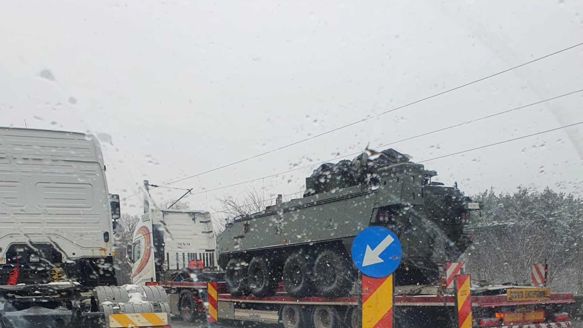 Tancurile și amfibiile au ajuns pe Centura București! FOTO EXCLUSIV