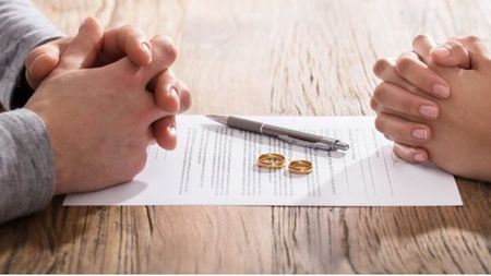 Divorț-ȘOC în showbiz! Una dintre cele mai vocale influencerițe din România i-a spus adio soțului, după 11 ani de căsnicie