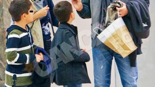 Ceva important? Lucian Mandruta si-a certat sotia in mall