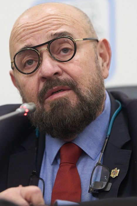 Piedone e nemilos și anunță sancțiuni uriașe pentru furnizorii de energie și gaze! Cei care încalcă plafonarea prețurilor riscă amenzi usturătoare