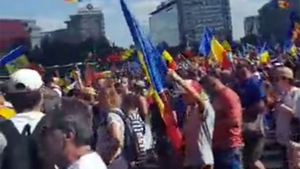Mitingul diasporei! Reacția jandarmeriei: "S-au folosit spray-uri cu piper pentru a ieși din situația de pericol. Nu a fost ordin"