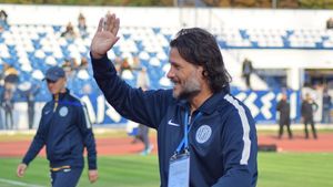 Nicolo Napoli începe în „Gruia” misiunea de salvare a moldovenilor: „Situaţia e dificilă!”