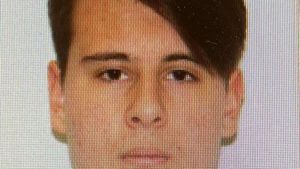 Alexandru, adolescentul de 17 ani dat dispărut în urmă cu 2 zile, este înarmat. Părinții se tem de ce-i mai rău