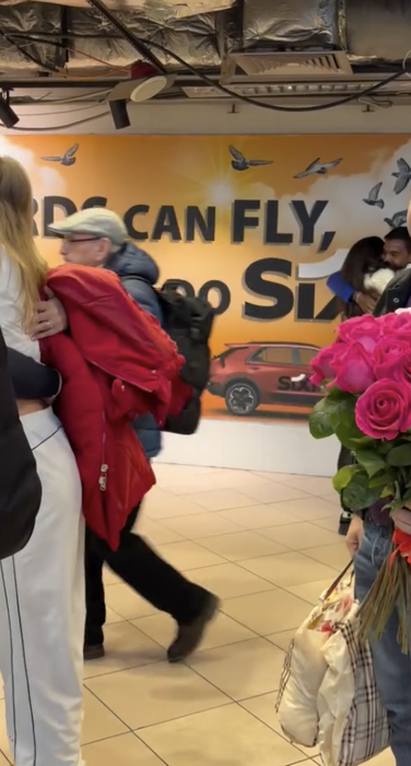Valentin și Codruța la aeroport/foto: Instagram